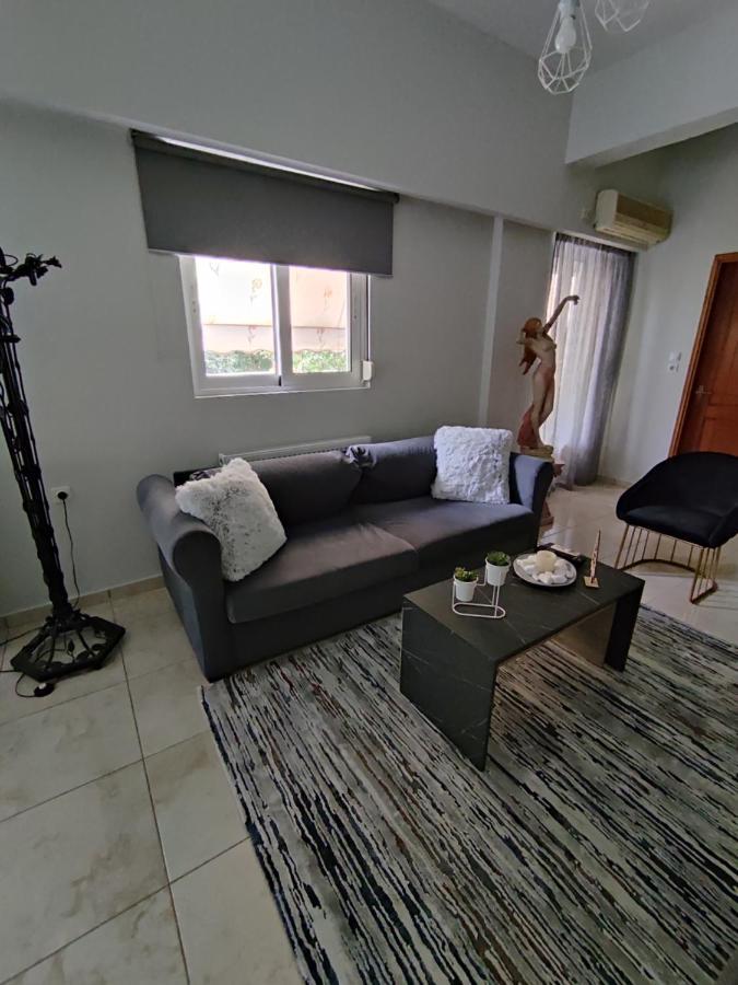 D&D Apartment Pyrgos  Bagian luar foto