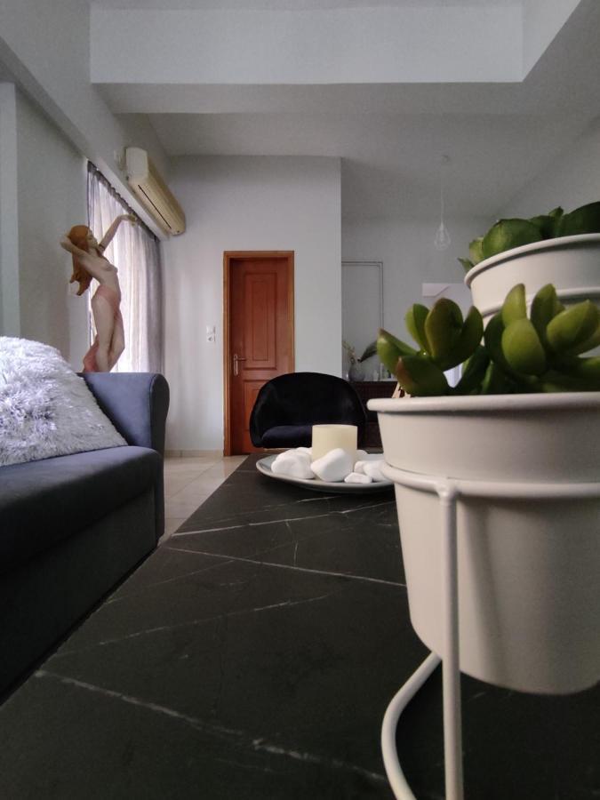 D&D Apartment Pyrgos  Bagian luar foto